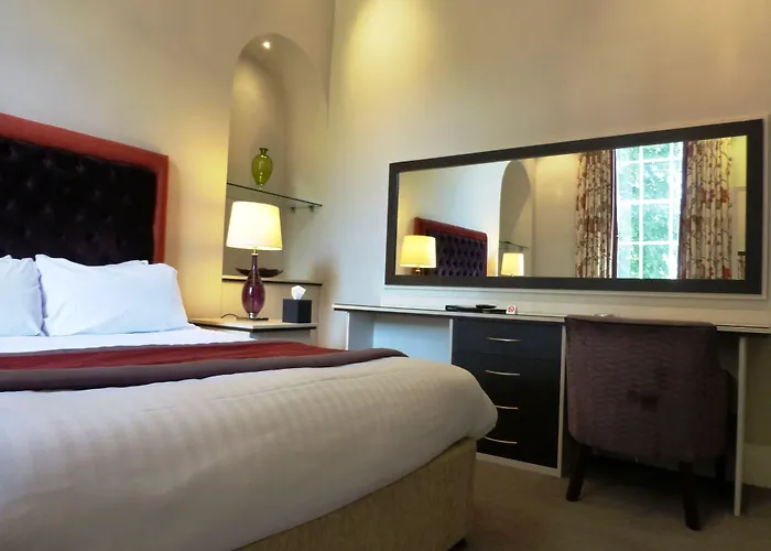 The Riverside House Hotel